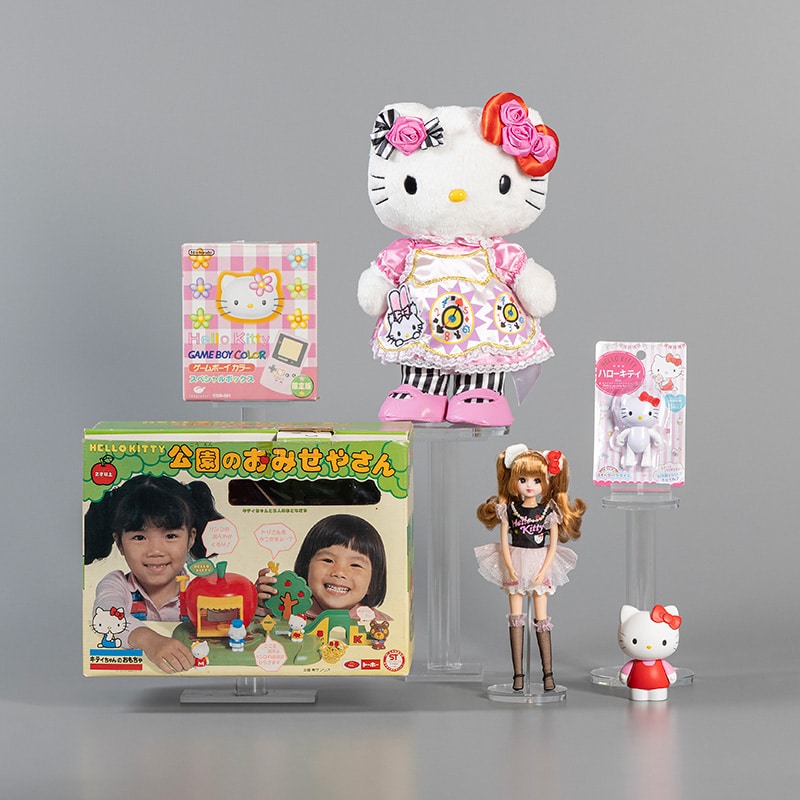 Hello Cutie: Our Favorite Kitty 